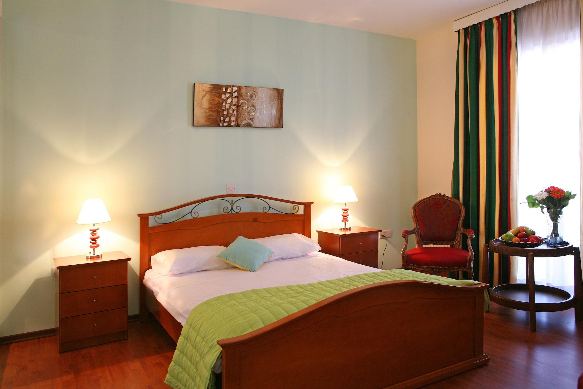 เซนต์ เอเลนา บูทิก โฮเต็ล Hotel ลาร์นาคา ภายนอก รูปภาพ